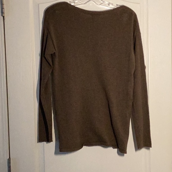 Women’s Old Navy Lightweight Sweater - Picture 2 of 2